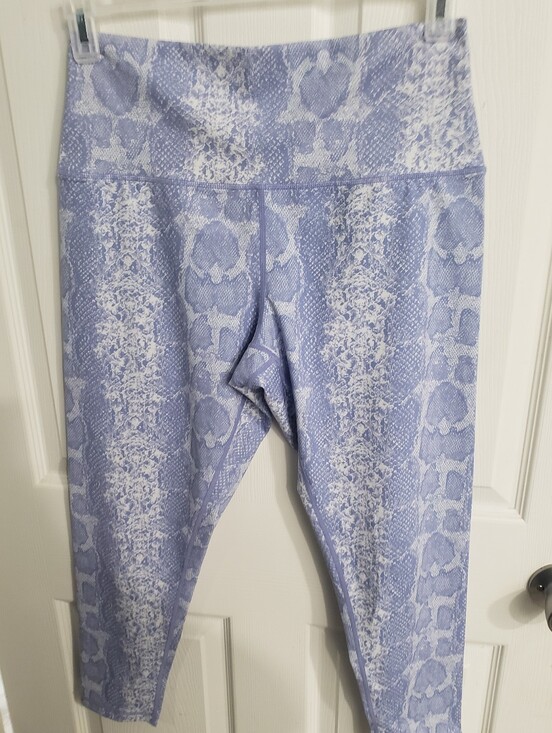 Glyder Pants - SIZE 1X GLYDER Lilac Snake-Print Leggings
